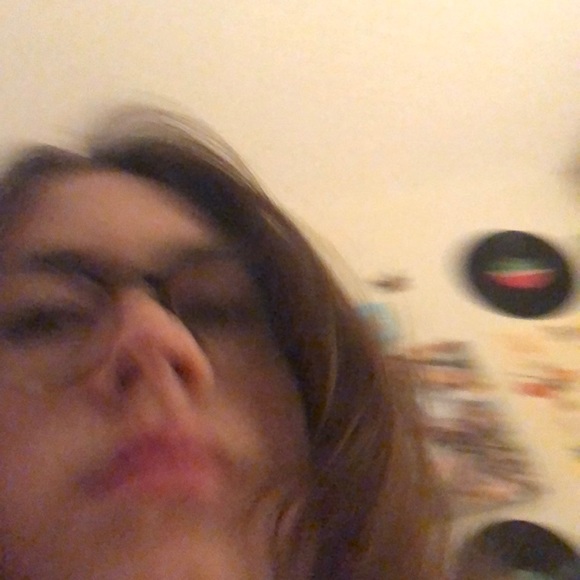 Meet your Posher, Ruby - Picture 1 of 1